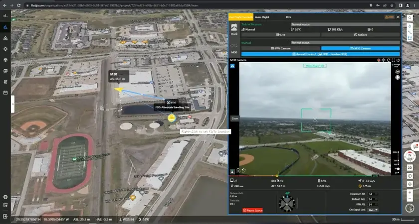 Dron automatizado realizando el seguimiento periódico de una obra mediante vuelos programados